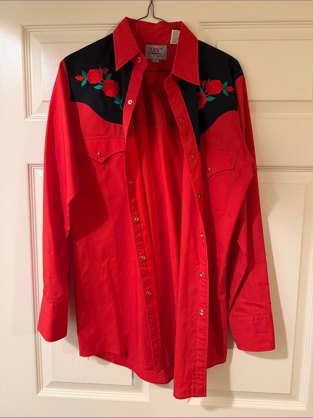 Vintage Red Floral Western-Style Snap Button Shirt